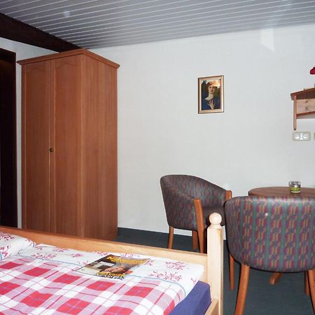 Hof Guttels Waldgasthof Ferienpension โรเทนบวร์ก อัน แดร์ ฟุลดา ห้อง รูปภาพ